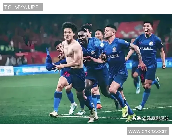 广州富力与上海申花最新动态分析及比赛前瞻详解